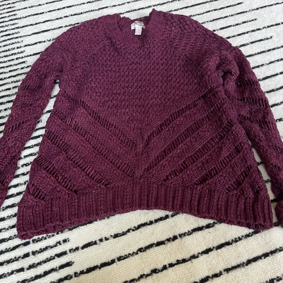 Forever 21 Sweater - Picture 4 of 6